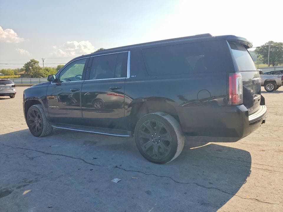 2019 GMC YUKON XL K1500 SLT 2