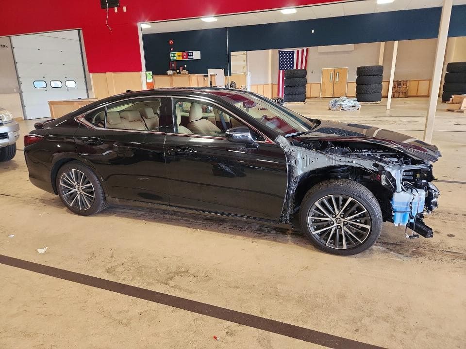 2025 LEXUS ES 300H BASE 4