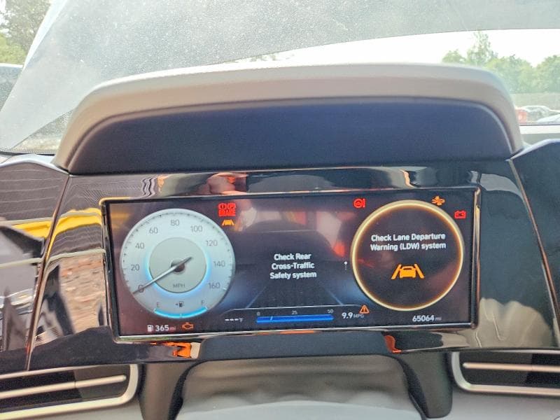 2022 HYUNDAI ELANTRA SEL 9
