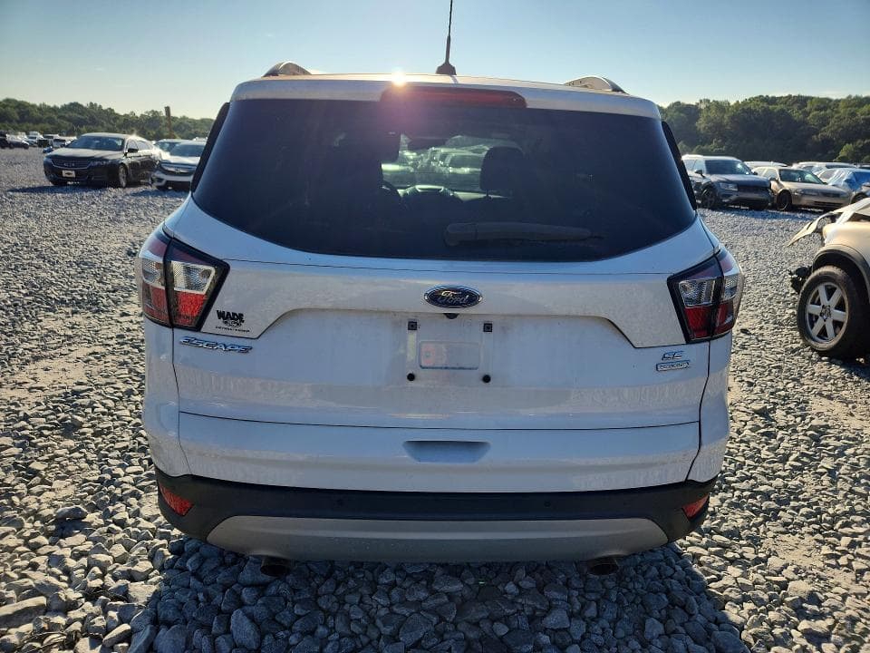 2017 FORD ESCAPE SE 6
