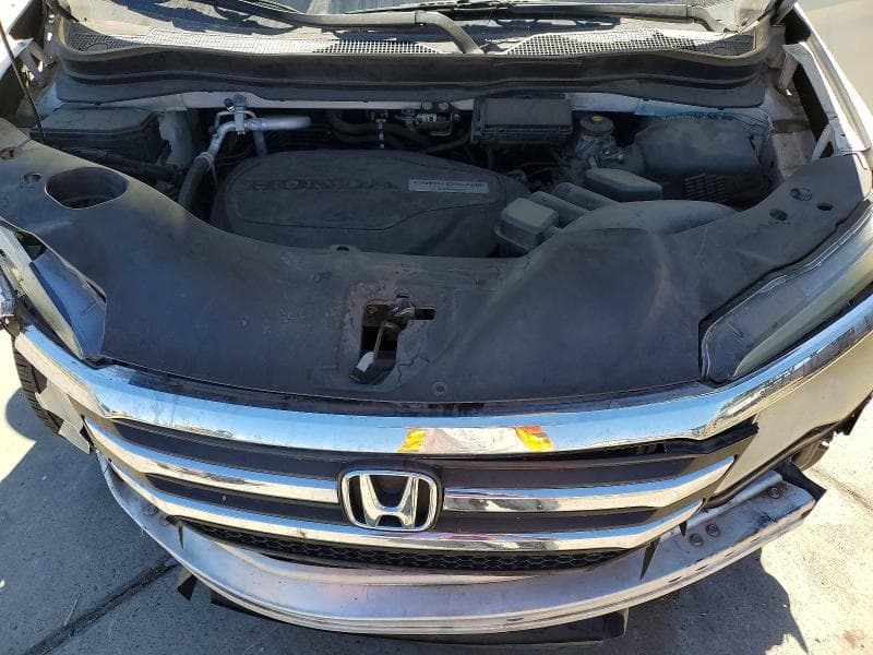 2017 HONDA PILOT LX 12