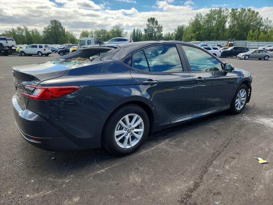 2026 TOYOTA CAMRY LE 3
