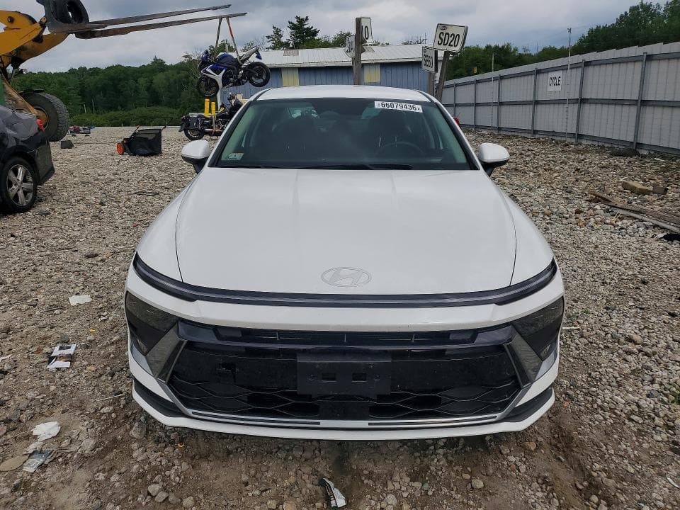 2026 HYUNDAI SONATA SE 5