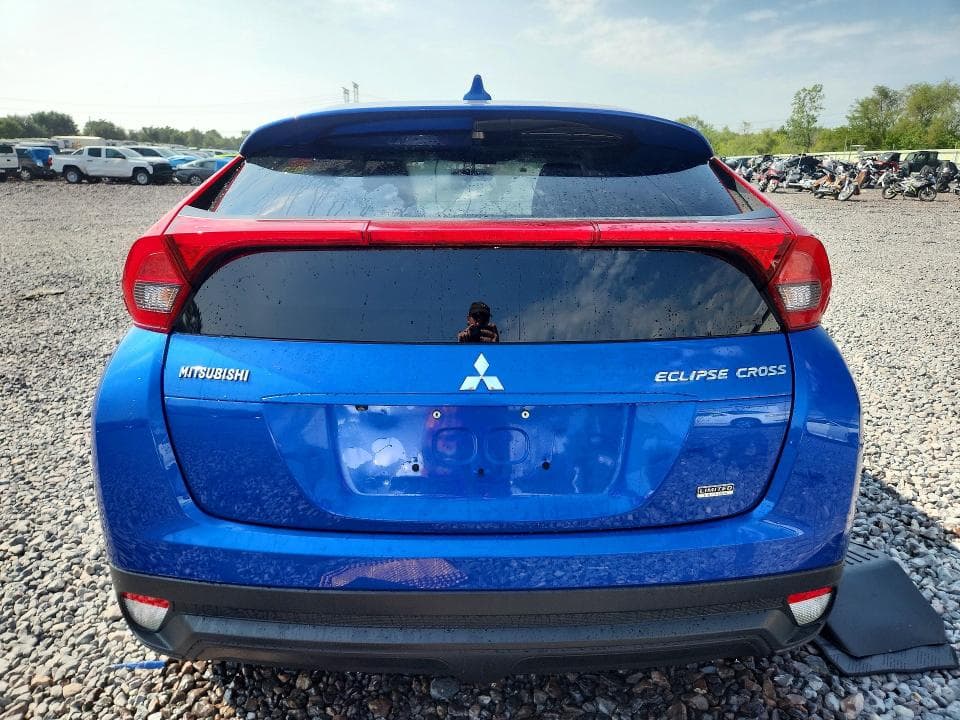 2018 MITSUBISHI ECLIPSE CROSS LE 6