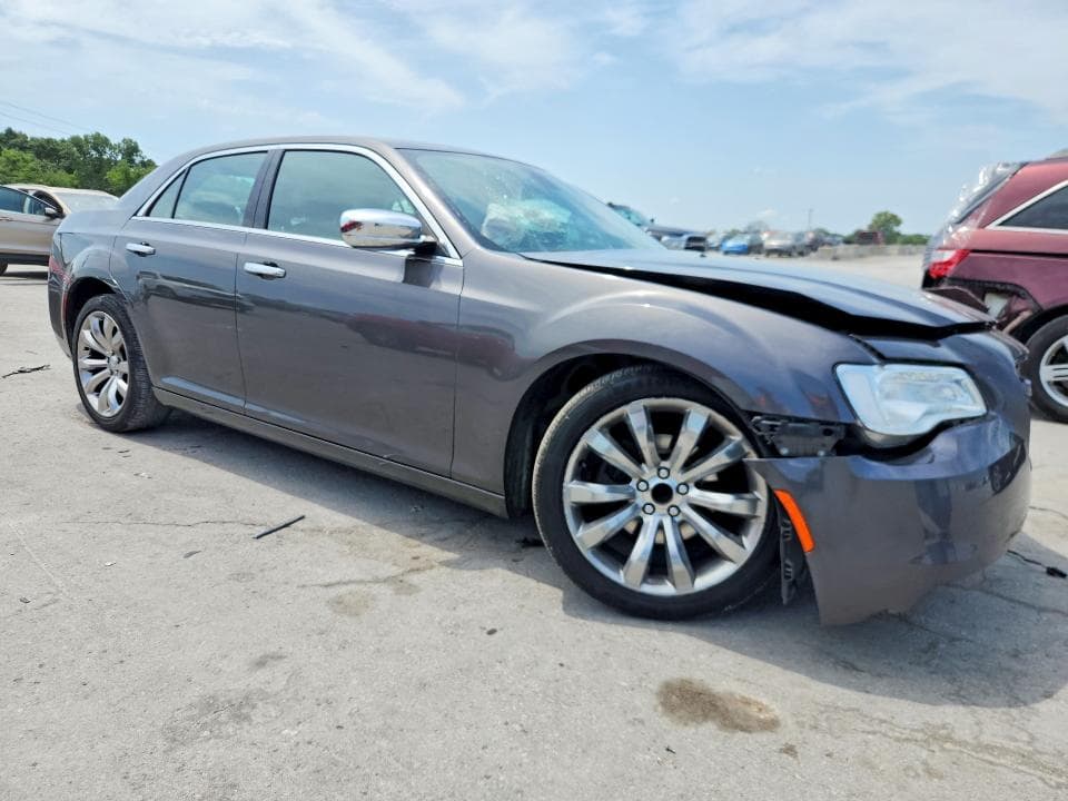 2017 CHRYSLER 300C 4