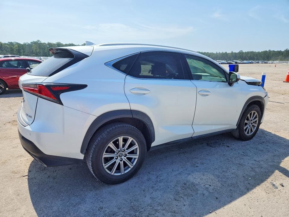 2018 LEXUS NX 300 BASE 3