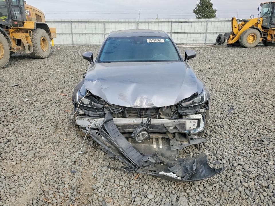 2017 LEXUS IS 200T 5