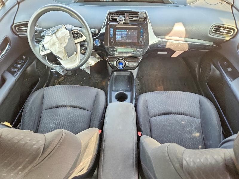 2017 TOYOTA PRIUS TWO 8