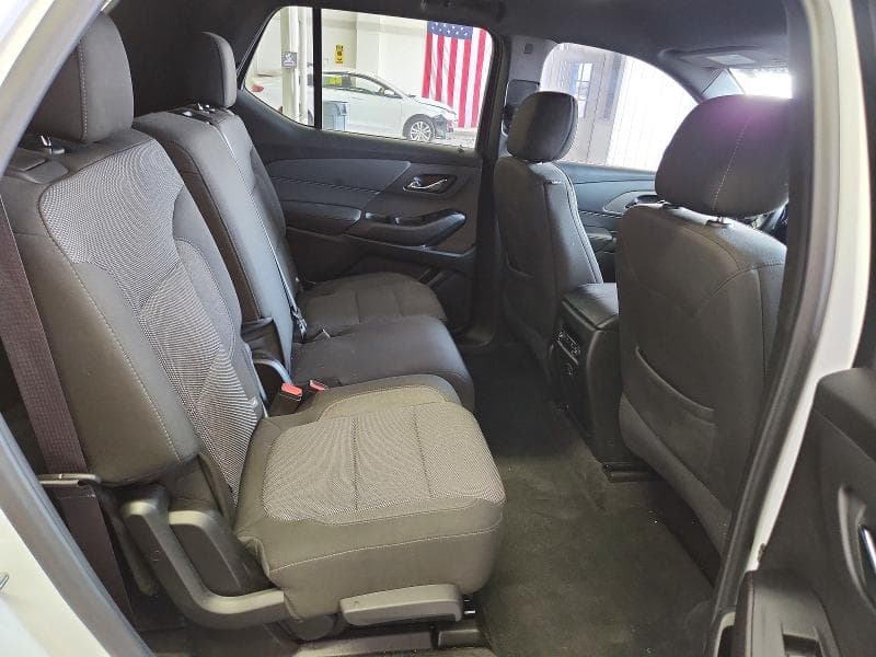 2023 CHEVROLET TRAVERSE LT 11