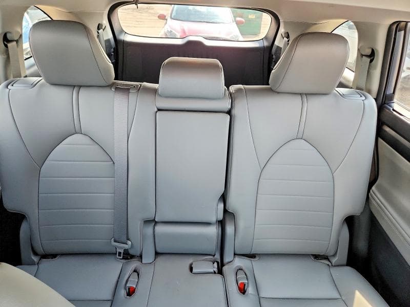 2021 TOYOTA HIGHLANDER XLE 10