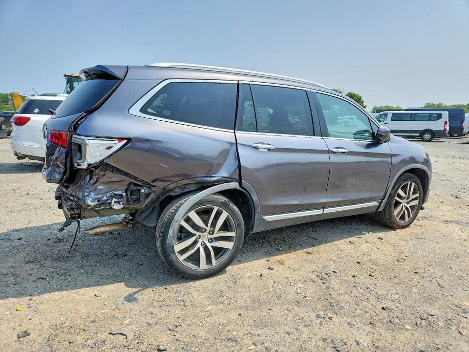 2017 HONDA PILOT TOURING 3