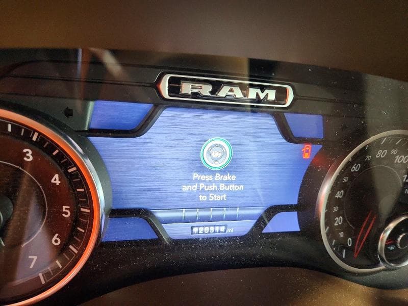 2019 RAM 1500 LARAMIE 9