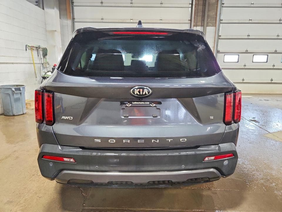 2021 KIA SORENTO S 6