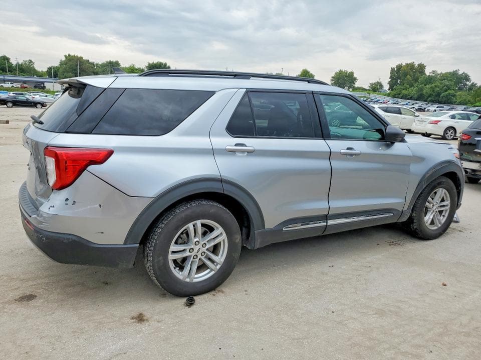 2023 FORD EXPLORER XLT 3