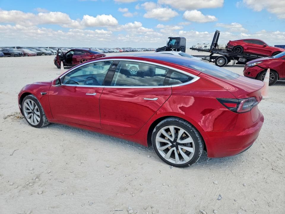2018 TESLA MODEL 3 2