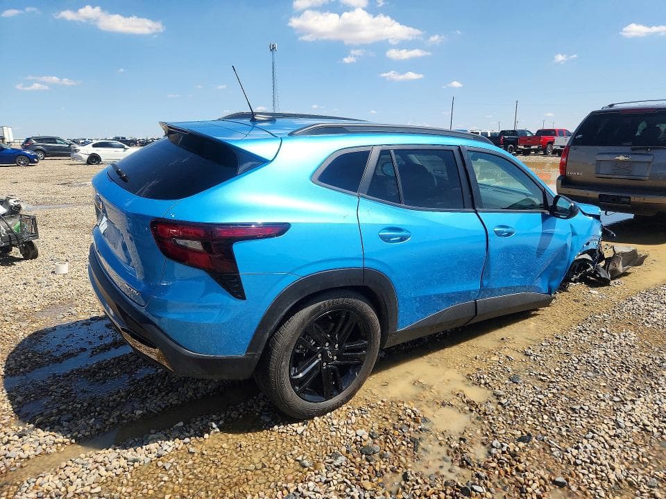 2025 CHEVROLET TRAX ACTIV 3