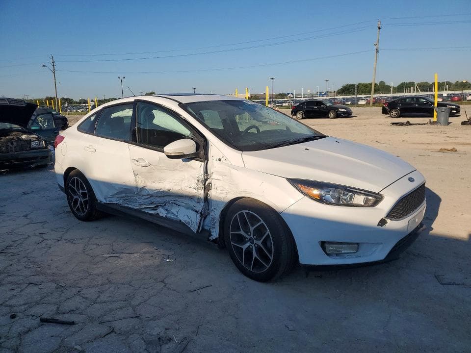 2018 FORD FOCUS SEL 4