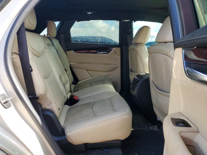 2017 CADILLAC XT5 LUXURY 11