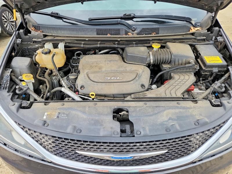 2018 CHRYSLER PACIFICA TOURING L 12