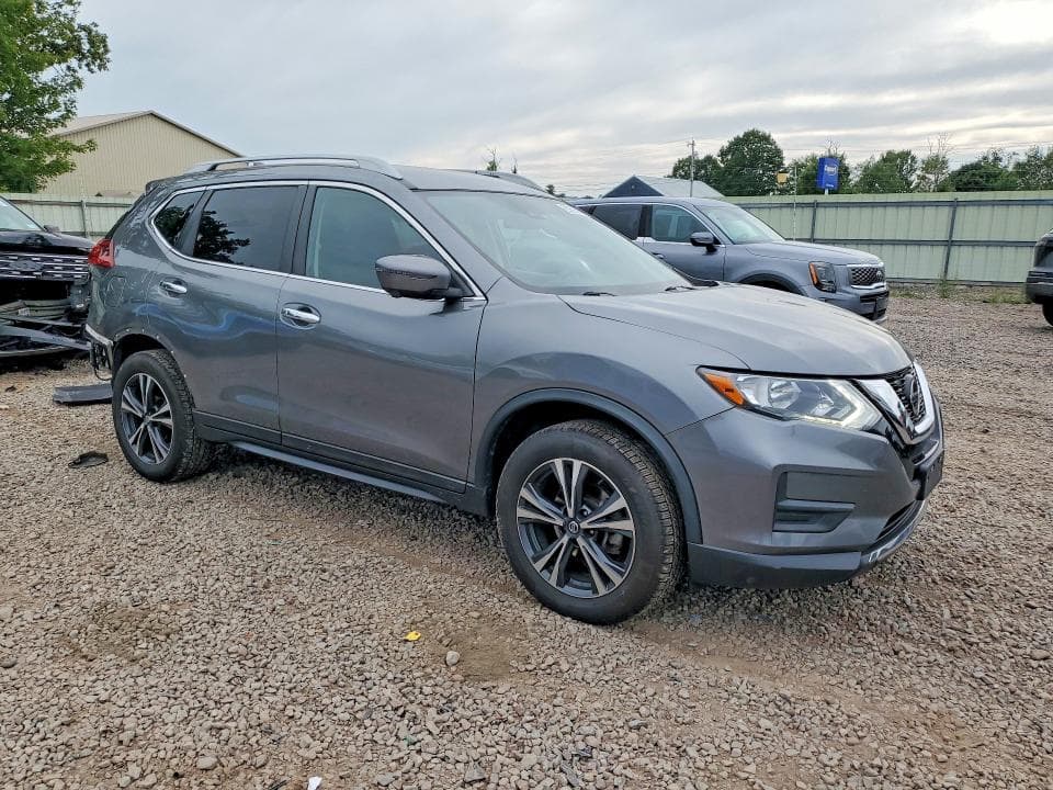 2020 NISSAN ROGUE SV 4
