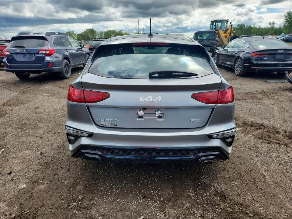 2022 KIA FORTE EX 6