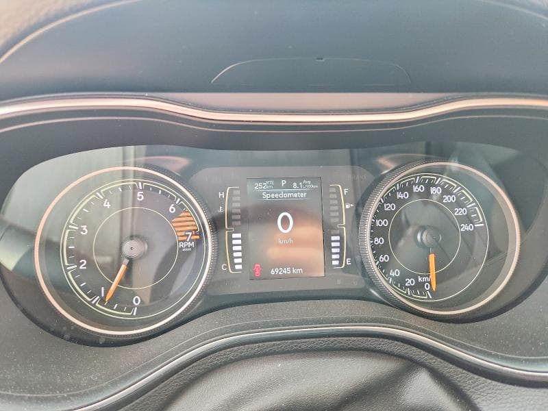 2019 JEEP CHEROKEE LATITUDE 9