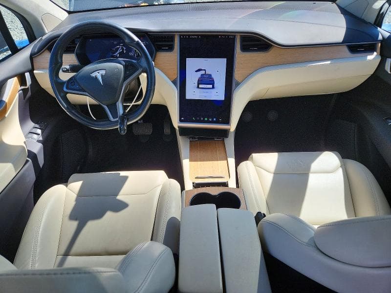 2018 TESLA MODEL X 8