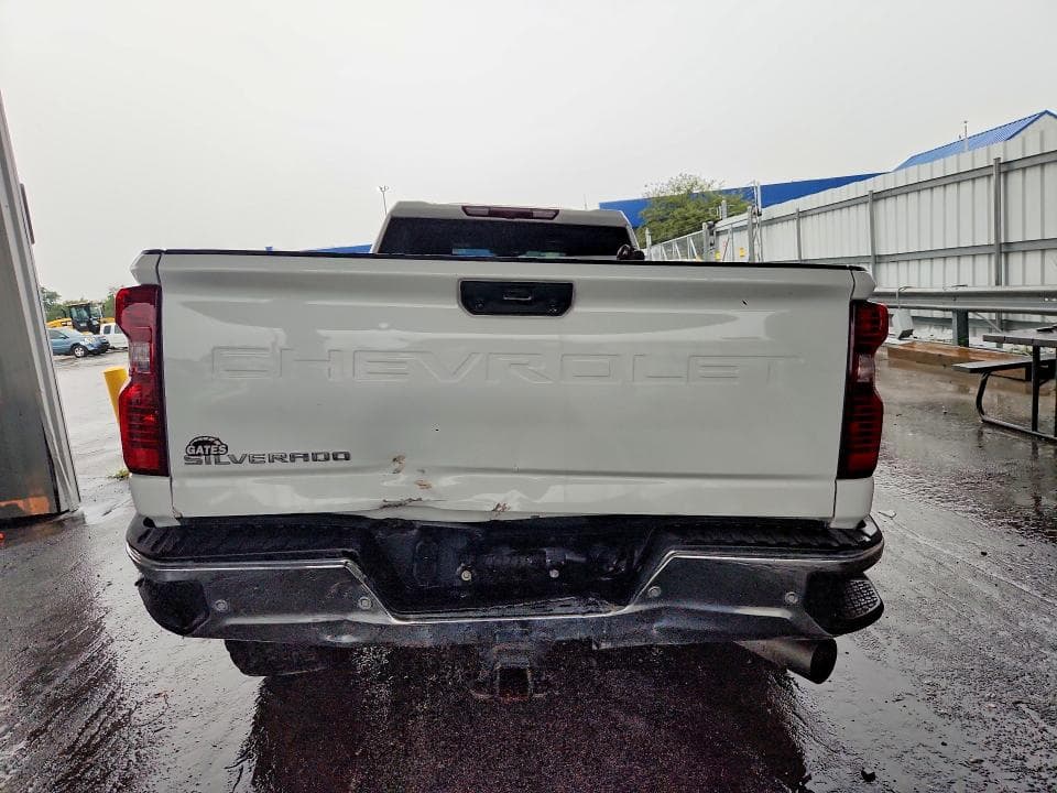 2024 CHEVROLET SILVERADO K3500 6