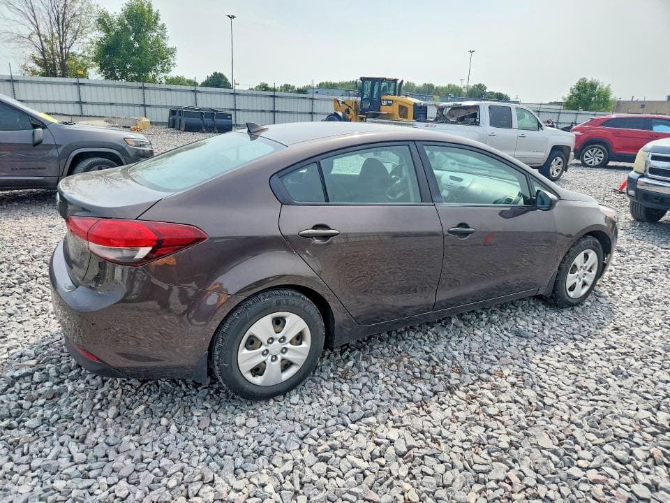 2017 KIA FORTE LX 3