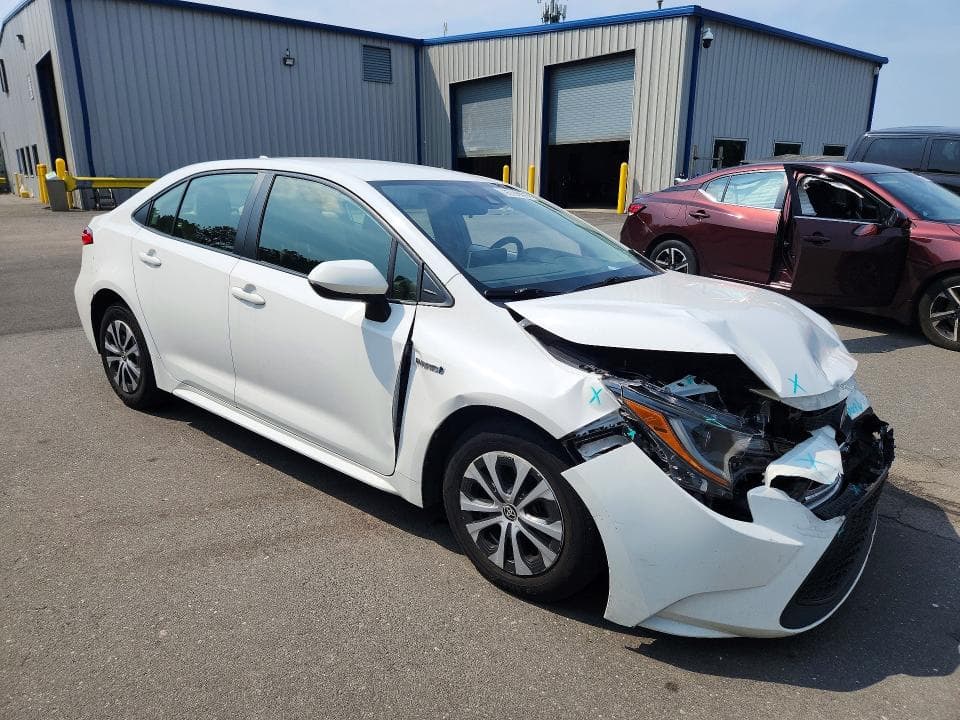 2021 TOYOTA COROLLA LE 4