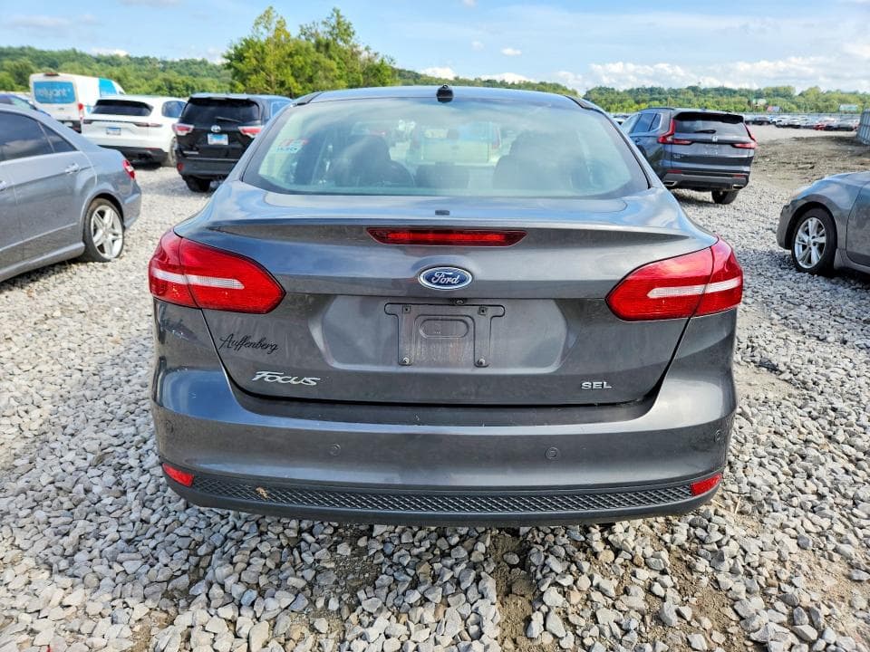 2017 FORD FOCUS SEL 6