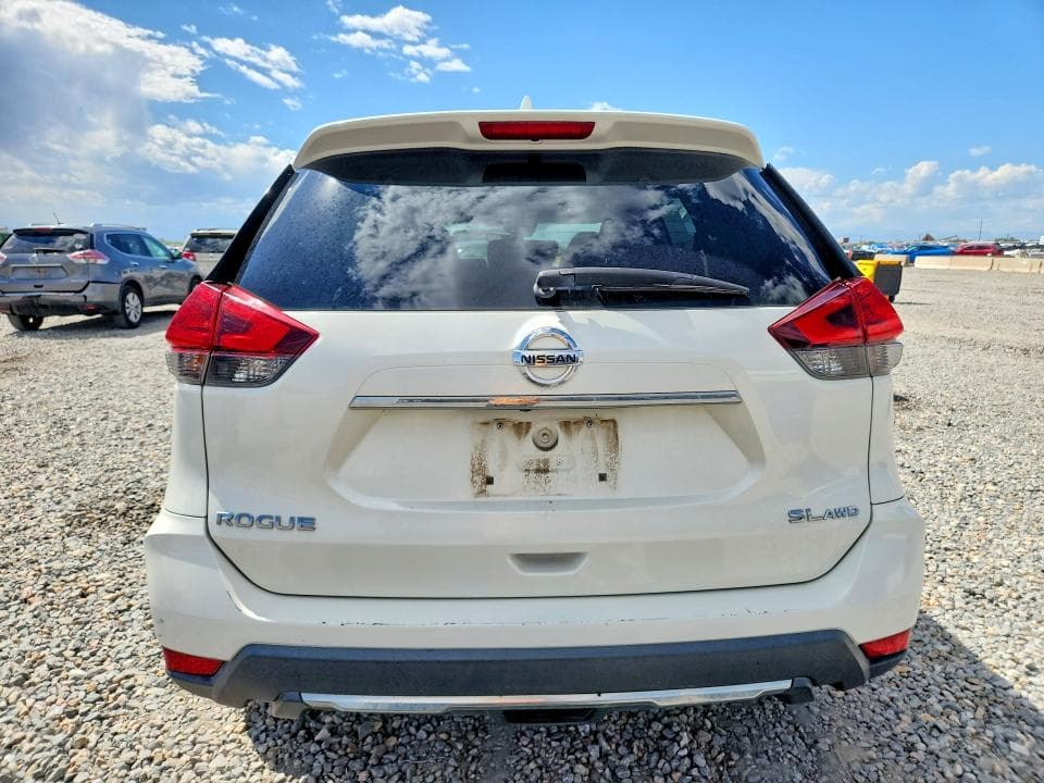 2017 NISSAN ROGUE SL 6