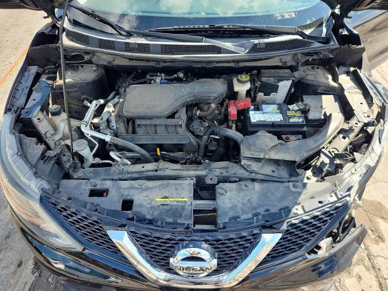 2017 NISSAN ROGUE SPORT SL 12
