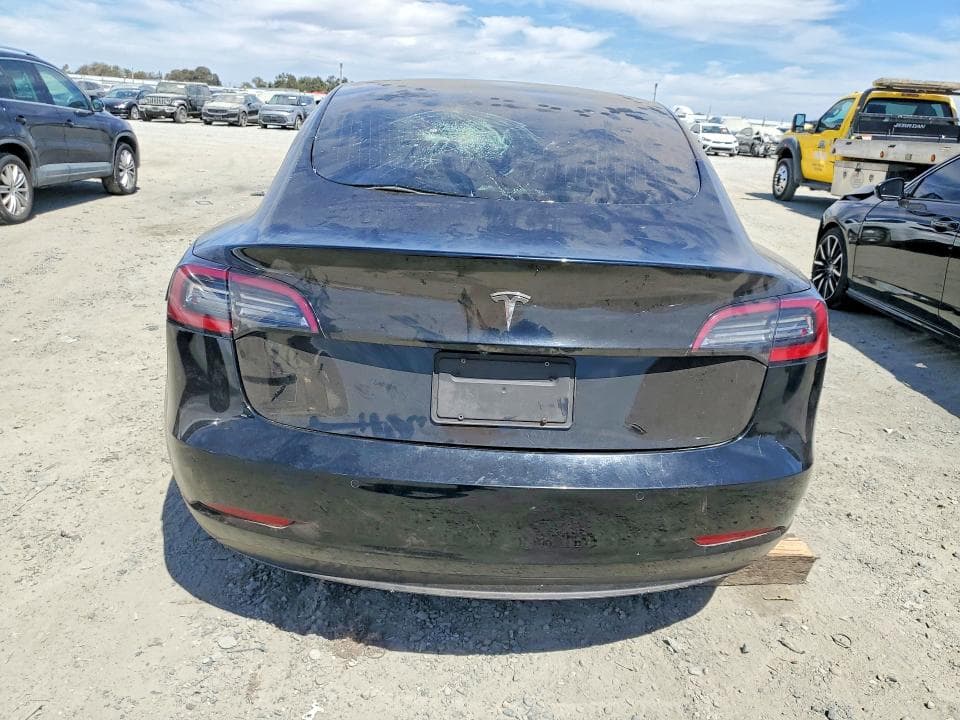 2020 TESLA MODEL 3 6