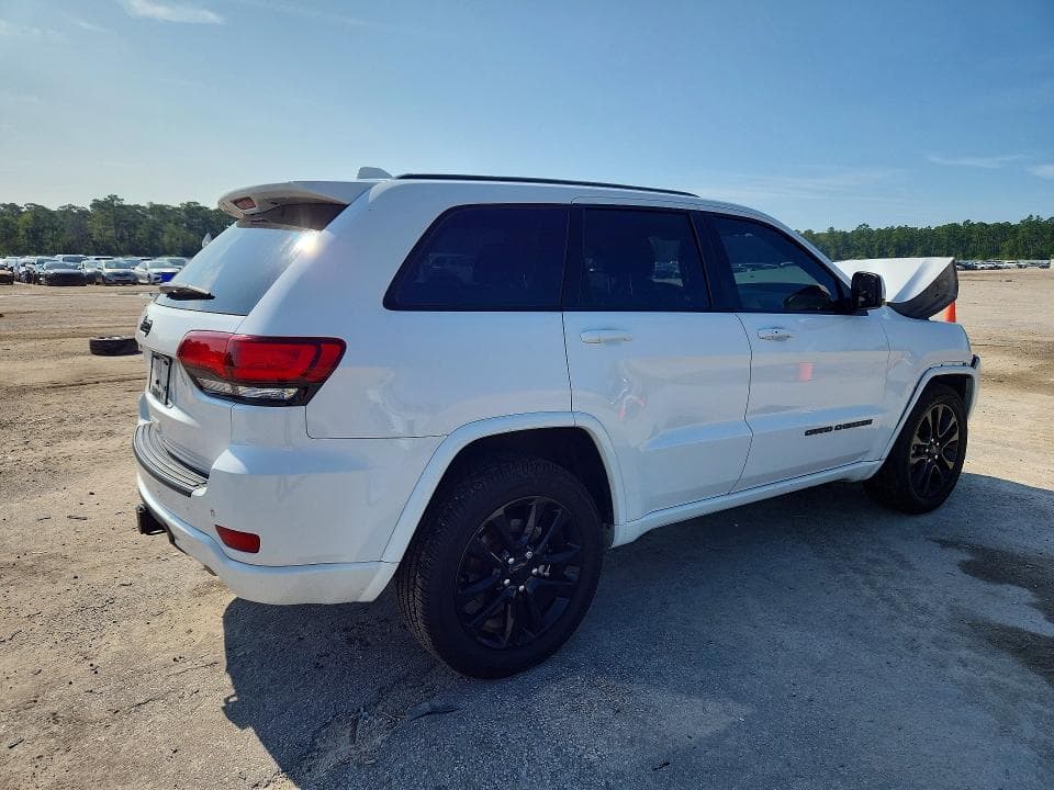 2021 JEEP GRAND CHEROKEE LAREDO 3