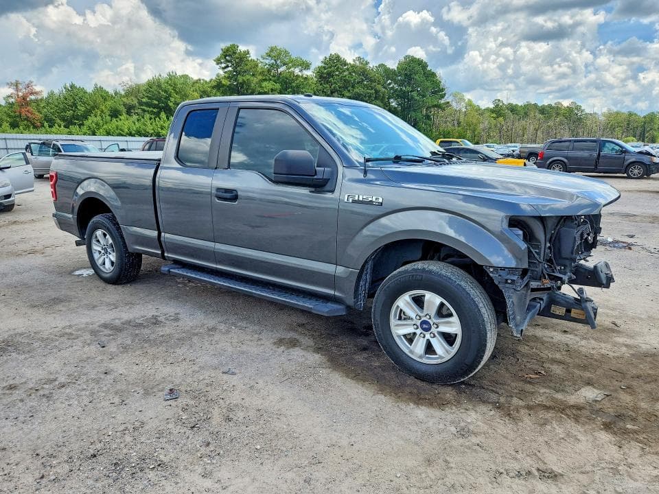 2018 FORD F150 SUPER CAB 4