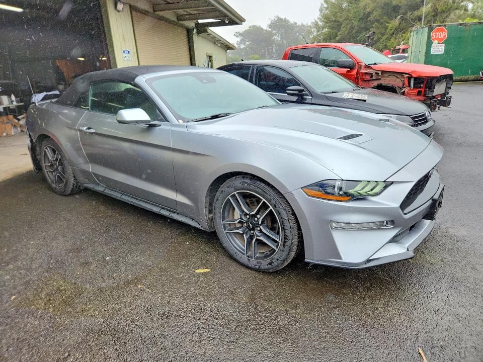 2023 FORD MUSTANG 4