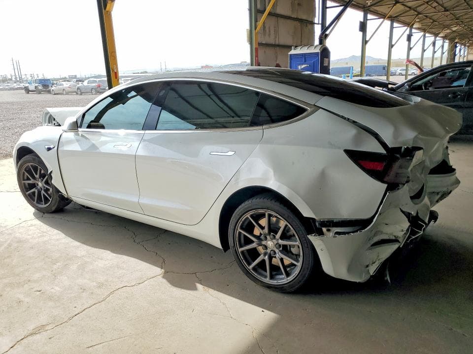2018 TESLA MODEL 3 2