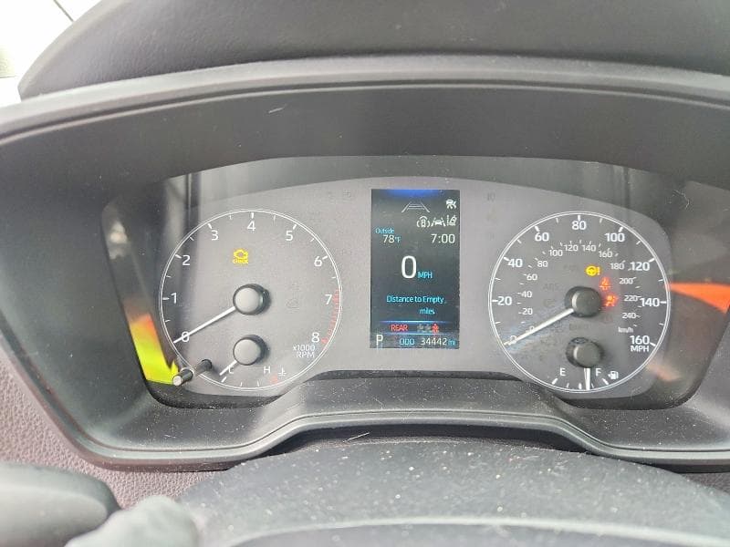 2025 TOYOTA COROLLA LE 9