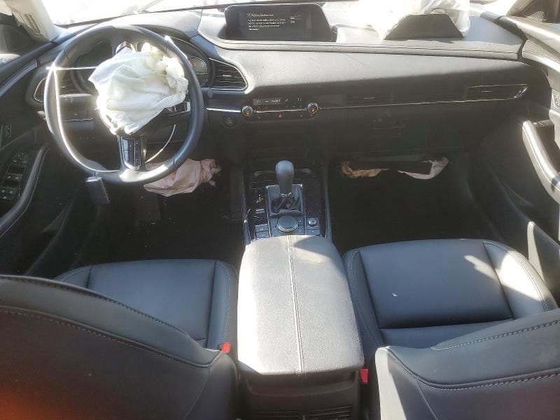 2025 MAZDA CX-30 PREFERRED 8