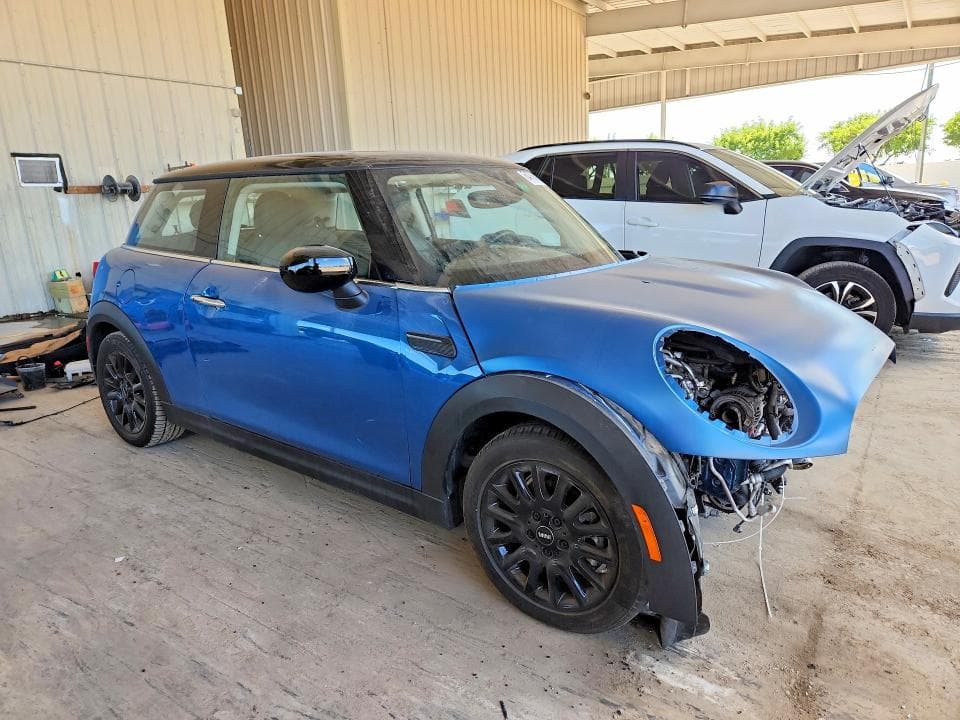 2023 MINI COOPER 4