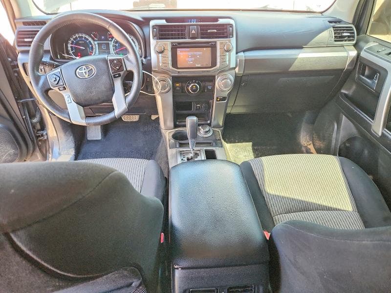 2017 TOYOTA 4RUNNER SR5 8
