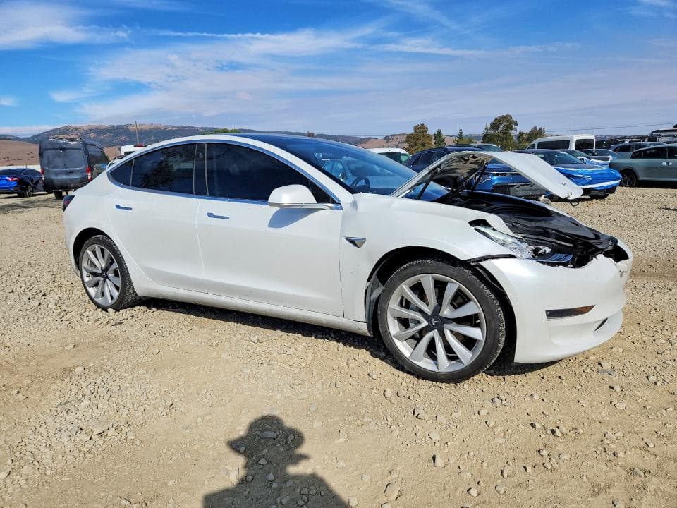 2020 TESLA MODEL 3 4