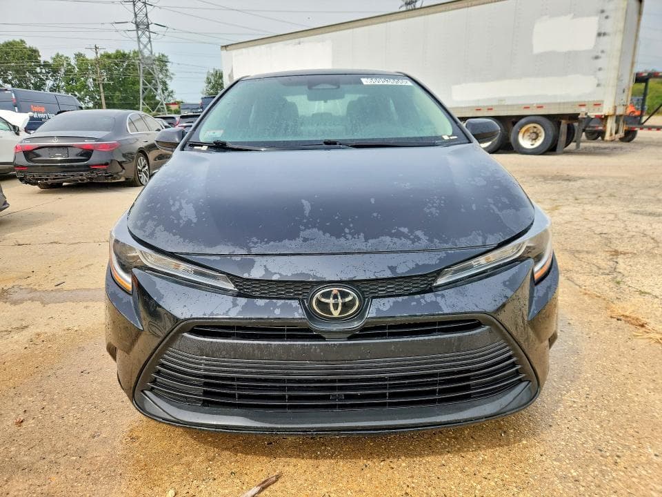 2023 TOYOTA COROLLA LE 5