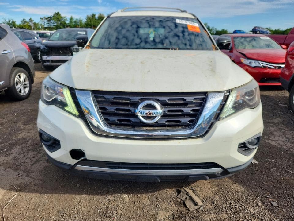 2017 NISSAN PATHFINDER PLATINUM 5