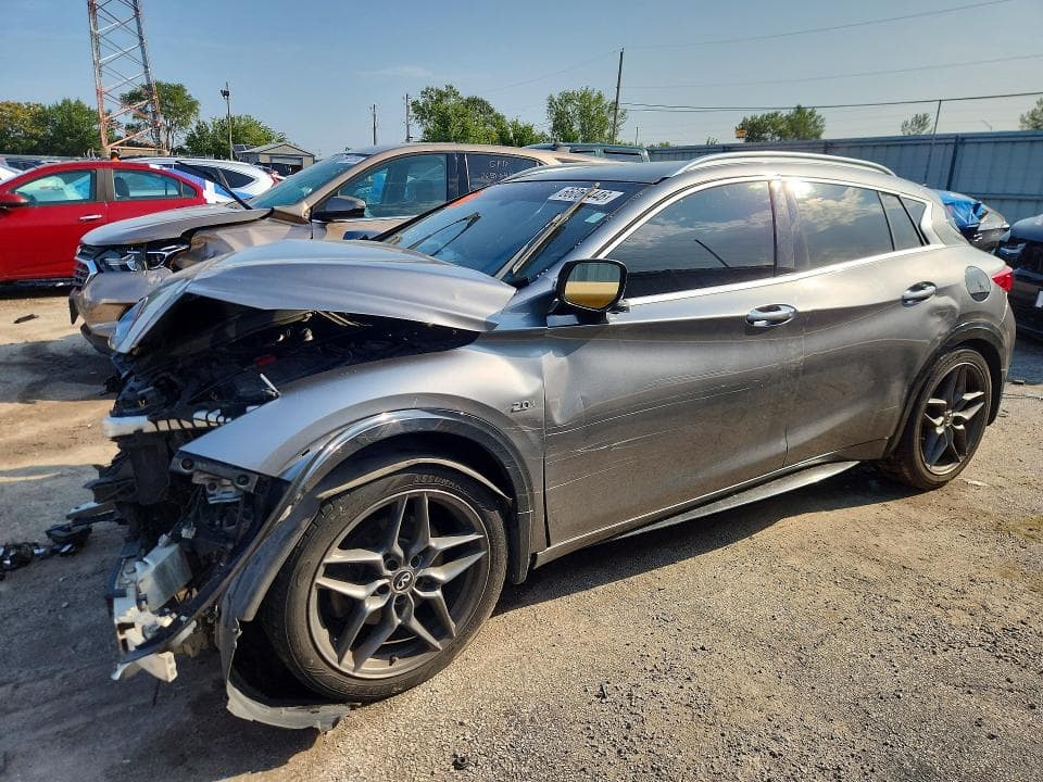 2017 INFINITI QX30 PREMIUM