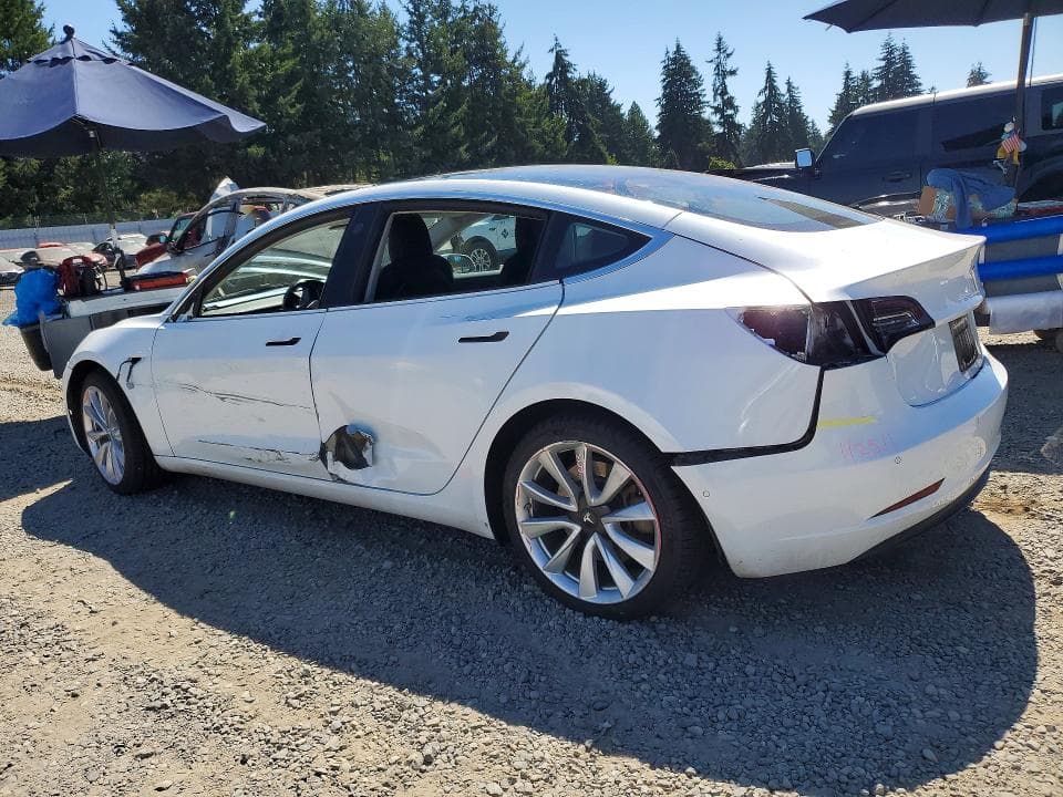 2018 TESLA MODEL 3 2