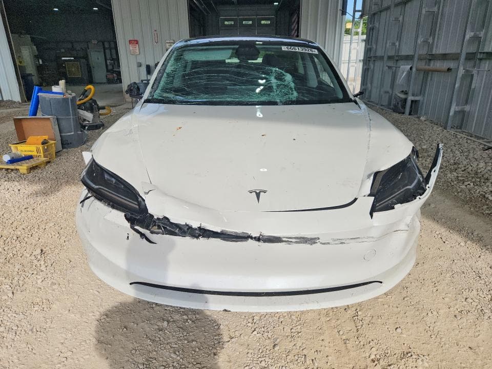 2025 TESLA MODEL 3 5