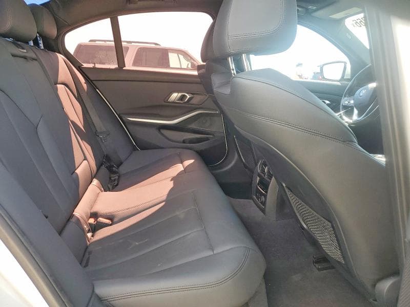 2019 BMW 330I 10