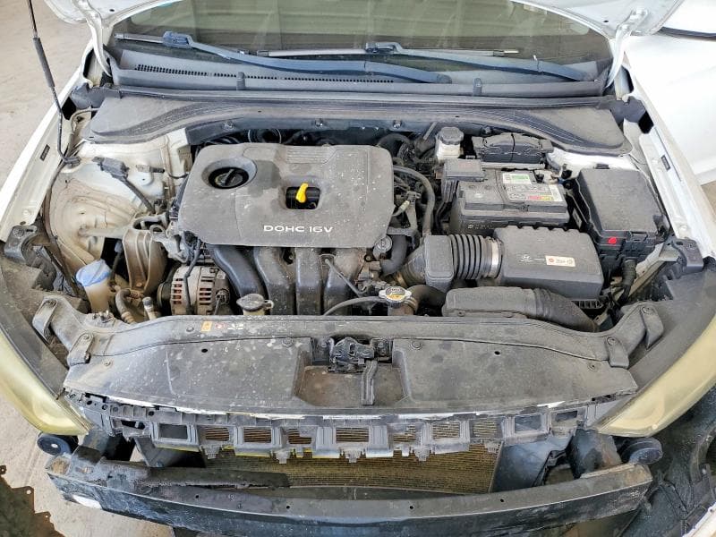 2017 HYUNDAI ELANTRA SE 11